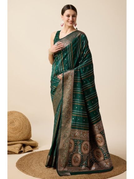 Women Green Banarasi Woven Saree with Unstitched Blouse